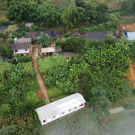 Indigenous Homestay- Trek- Food- Bus Mu Cang Chai Dış mekan fotoğraf