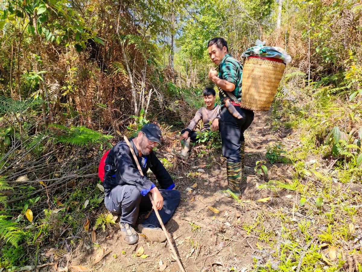 Indigenous Homestay- Trek- Food- Bus Mu Cang Chai Dış mekan fotoğraf