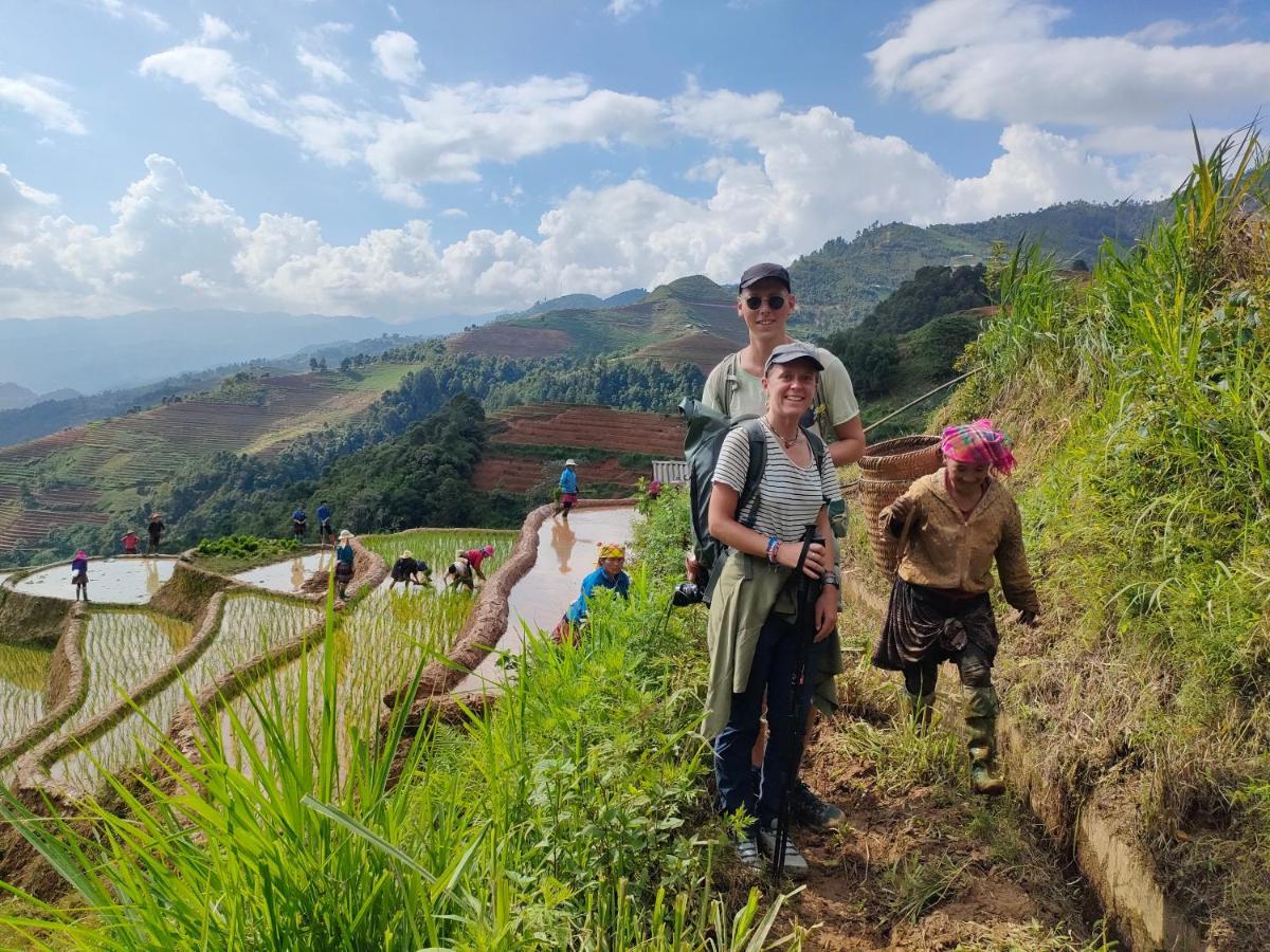 Indigenous Homestay- Trek- Food- Bus Mu Cang Chai Dış mekan fotoğraf