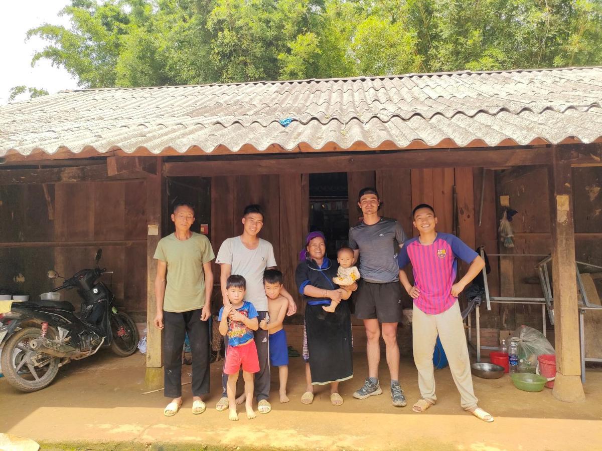 Indigenous Homestay- Trek- Food- Bus Mu Cang Chai Dış mekan fotoğraf