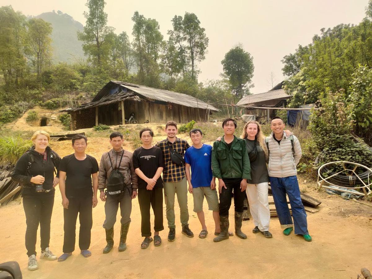Indigenous Homestay- Trek- Food- Bus Mu Cang Chai Dış mekan fotoğraf