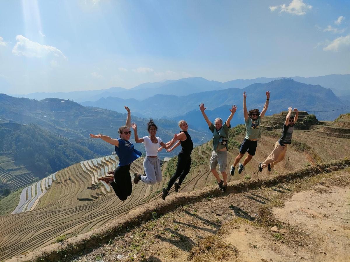 Indigenous Homestay- Trek- Food- Bus Mu Cang Chai Dış mekan fotoğraf