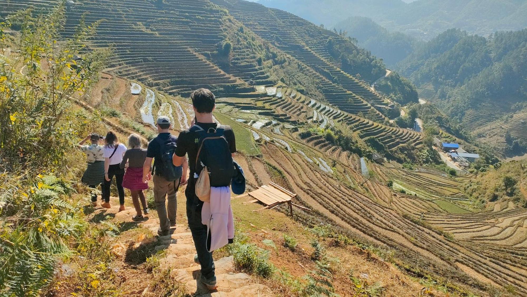 Indigenous Homestay- Trek- Food- Bus Mu Cang Chai Dış mekan fotoğraf